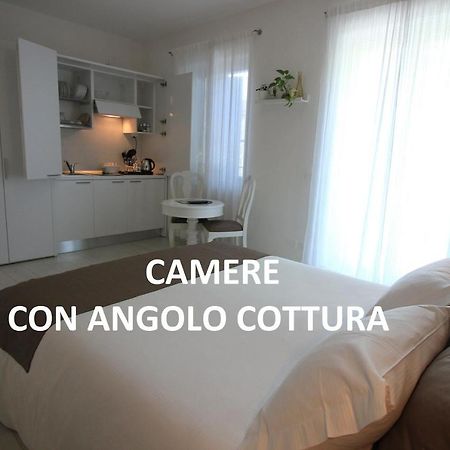 Rooms Il Punto Peschiera del Garda Exterior foto