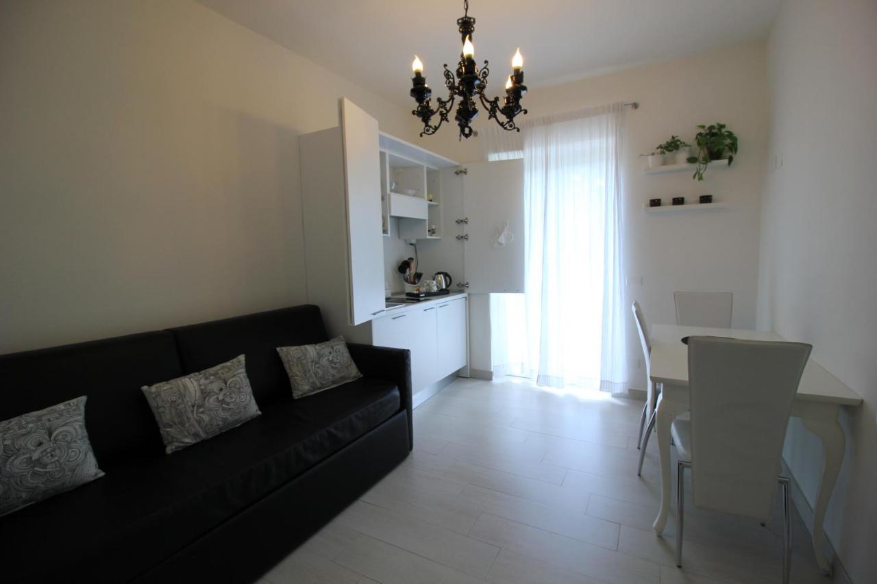 Rooms Il Punto Peschiera del Garda Exterior foto