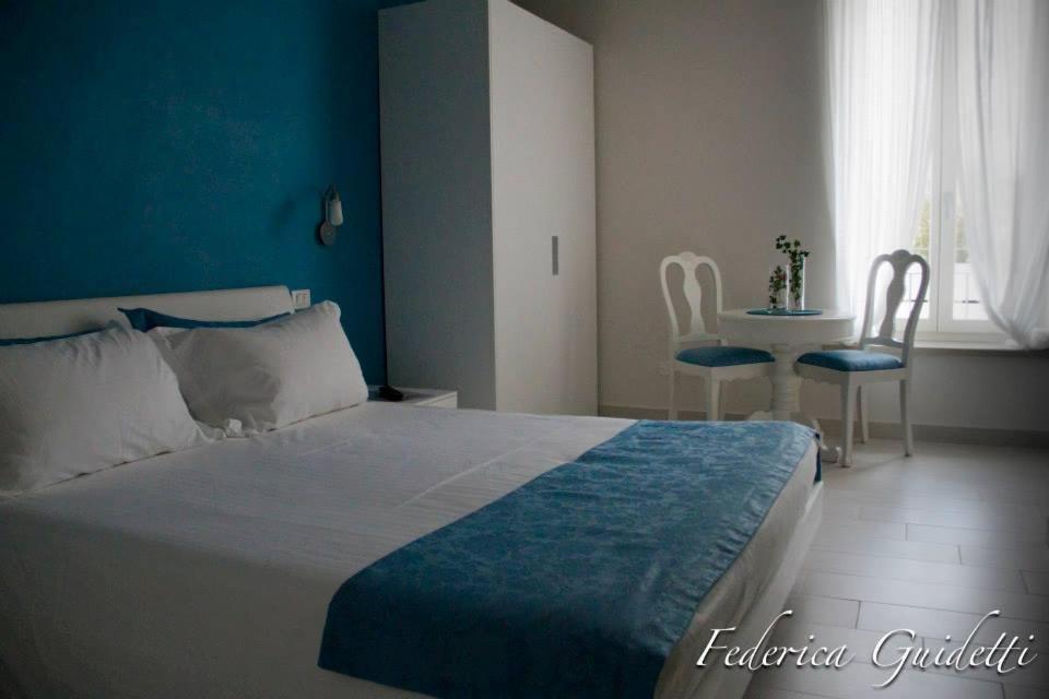 Rooms Il Punto Peschiera del Garda Zimmer foto